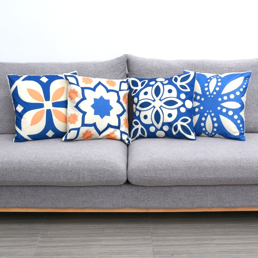 Set of 4 Pillow Covers, Geometric Floral Pattern, by HomeSmart. 17.5" x 17.5"